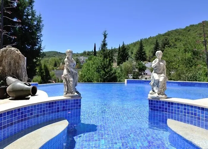 Bed & Breakfast Pitahaya 2*